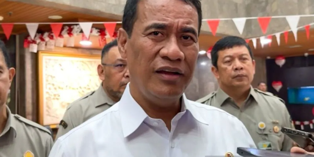 Indonesian government sends 200 water pumps to support Kalimantan wildfire response