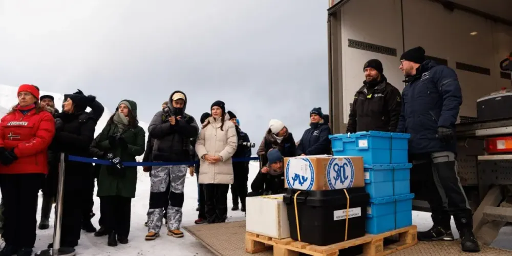 Ukraine Transfers 773 Seed Samples to the Svalbard Global Seed Vault