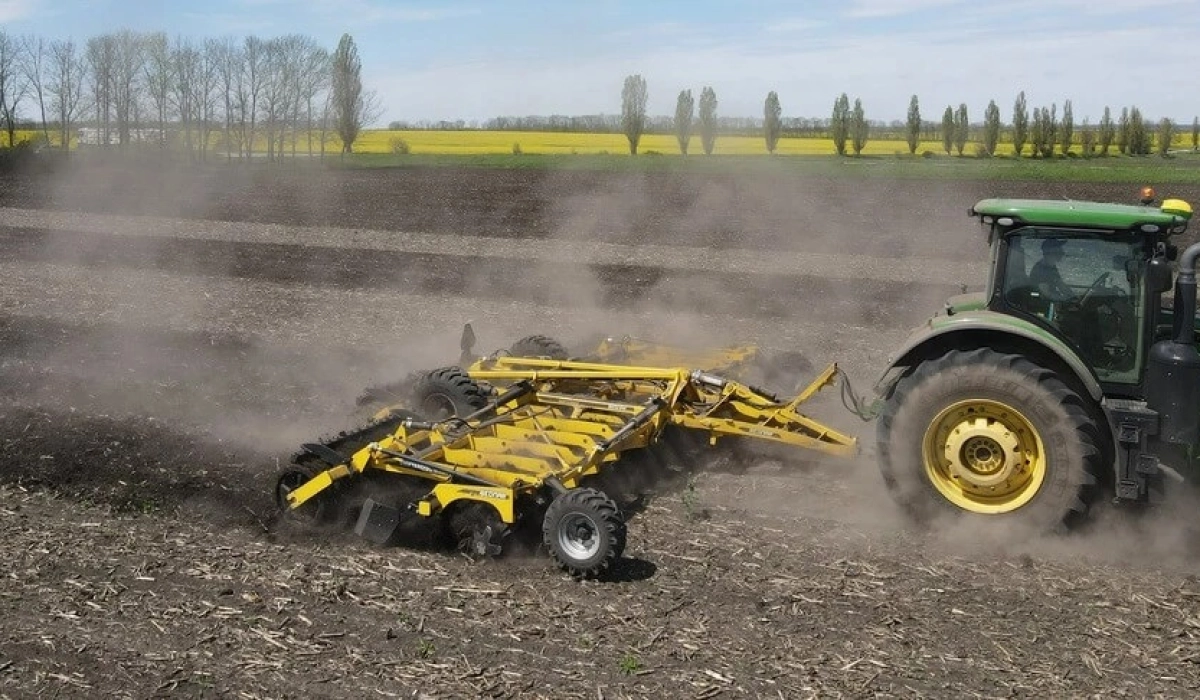 Сучасна сільськогосподарська техніка: інновації, ефективність та перспективи