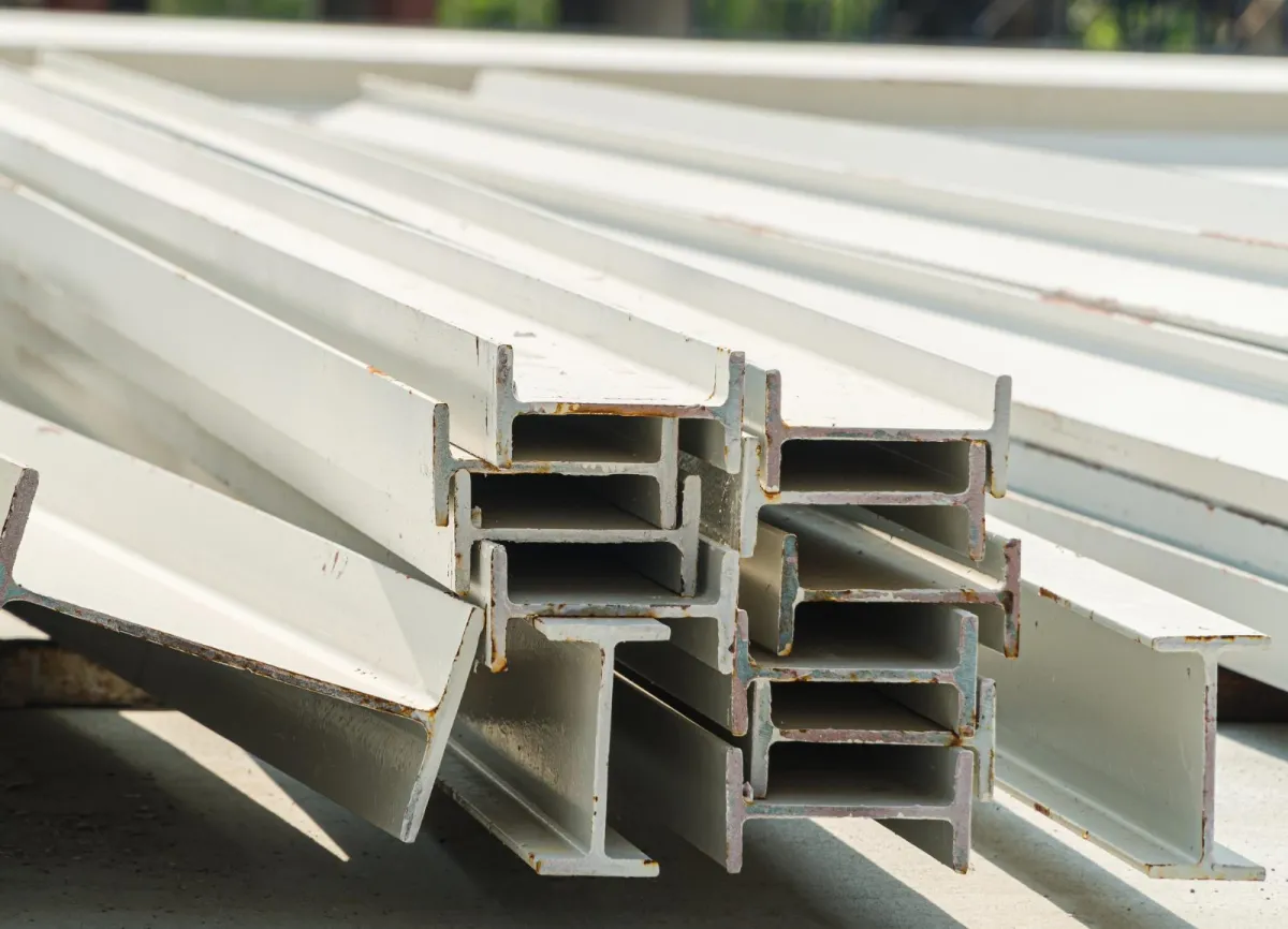 I-beams for spans of 3, 4, 5 and 6 meters: what determines the choice of beam size