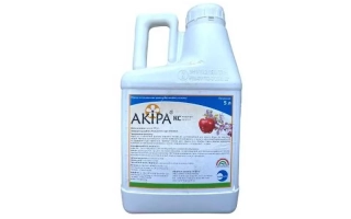 Бутель з фунгіцидом AKIPA на білому фоні - АКІРА, КС
