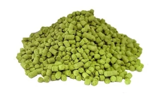 Зеленые гранулы хмеля Zahrava на белом фоне с флагом Украины и надписью Zahrava - Заграва