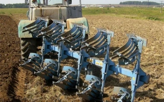 Обработка почвы: вспашка, культивация, боронование