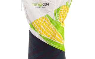 Bag of corn seeds from Cropagro brand - Amigo