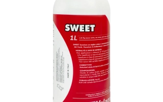 Бутылка с продуктом SWEET, регулятор роста - СВИТ (SWEET)