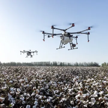 Application of Granular and Liquid Fertilizers