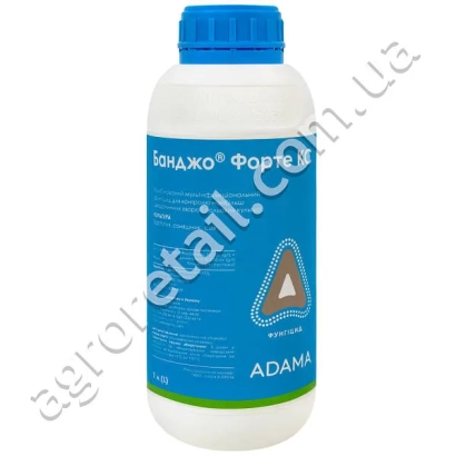 Бутылка с фунгицидом Банджо Форте на синей этикетке