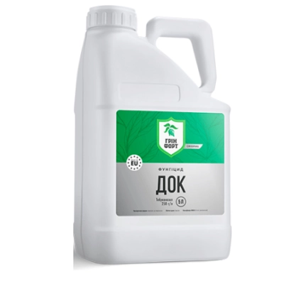 Біла канистра з зеленою етикеткою, на якій написано «Грінфорт Док»