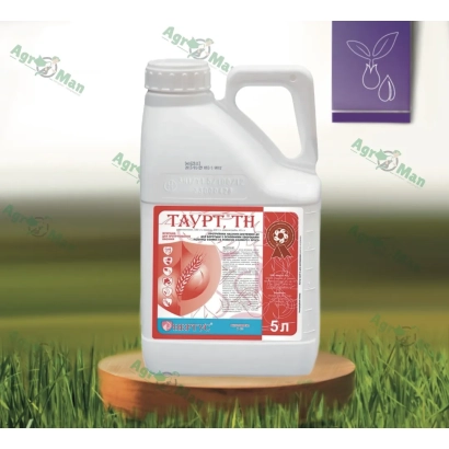 Фунгицид ТАУРТ-ТН в белой канистре на деревянной подставке на фоне травы