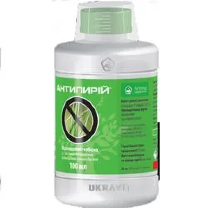 Бутылка гербицида Антипирий с зелёной этикеткой и логотипом UKRAVIT