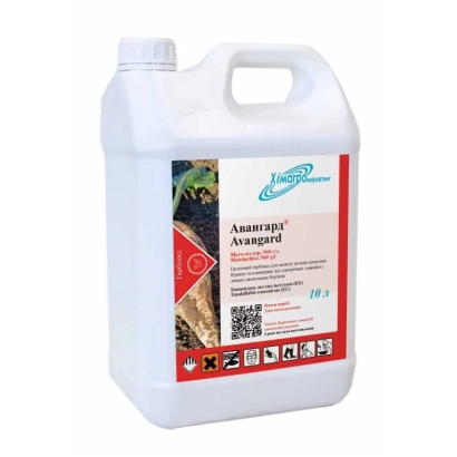 Белая канистра с этикеткой Авангард КЕ для гербицидов