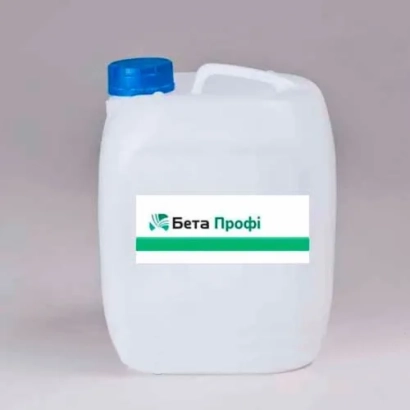 Белая канистра с синей крышкой и этикеткой «Бета Профи»
