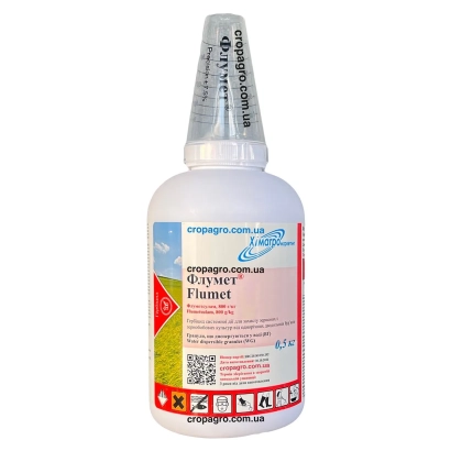 Bottle of herbicide Flumet with label and QR code - Flumet, WG, herbicide (flumetsulam, 800 g/kg)