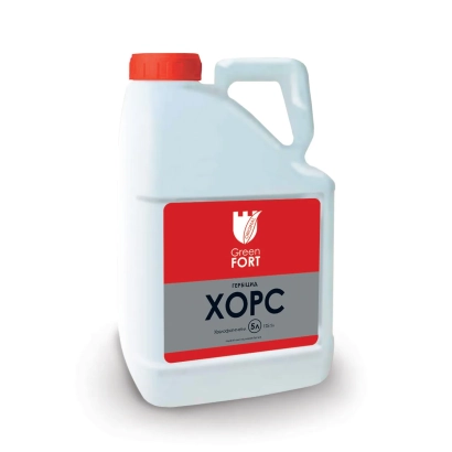 Бутылка с красной крышкой и этикеткой XOPC - Гринфорт Хорс