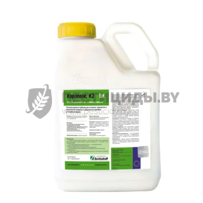 Бутылка гербицида Корлеоне КЕ с этикеткой на белом фоне