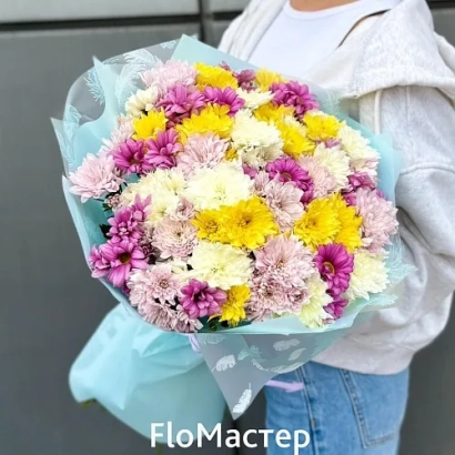 Bouquet of pink, yellow, and white chrysanthemums in blue wrapping - RUSSIAN LADY