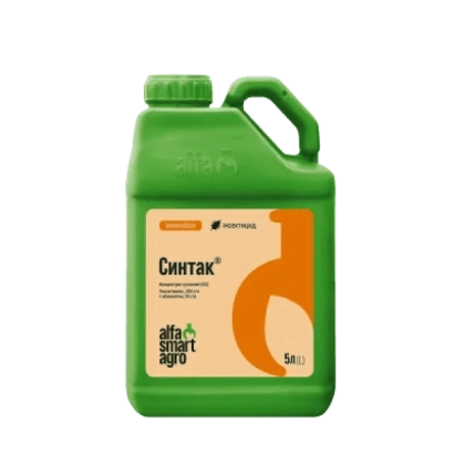 Green jug with label Syntak from Alfa Smart Agro