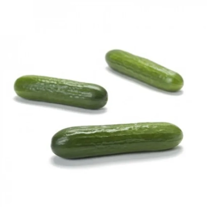 Три огурца на белом фоне - СКАЙВЕЛЛ