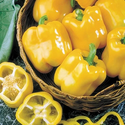 Корзина с желтыми перцами Ерли Сансейшн F1