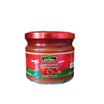 Банка томатной пасты с красной крышкой и этикеткой - 320/10