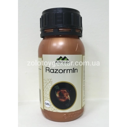 Бутелька добрива Razormin з етикеткою та логотипом виробника - Разормін