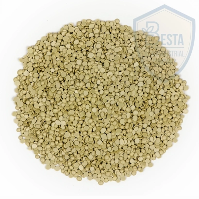 Кругла купка світло-зелених гранул добрива з логотипом бренду на фоні - СІРКА З БЕНТОНІТОМ