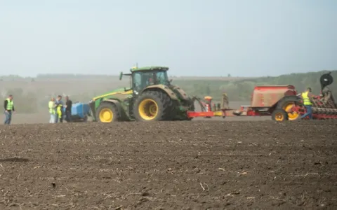 Хозяйство в Николаевской области сокращает количество проходов техники из-за дефицита кадров