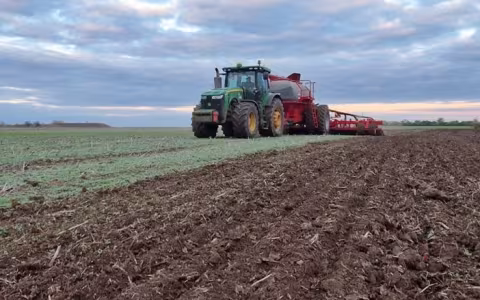 В хозяйстве Tekom Agro Group завершили сев озимого ячменя под урожай 2027 года