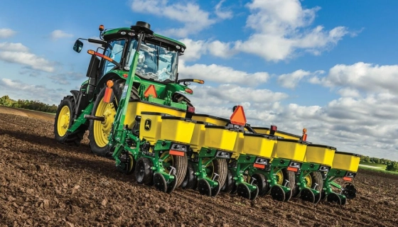 Эффективность использования сеялок для тракторов в мелком и крупном земледелии