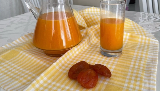 Мультифруктовый сок — источник витаминов для детей