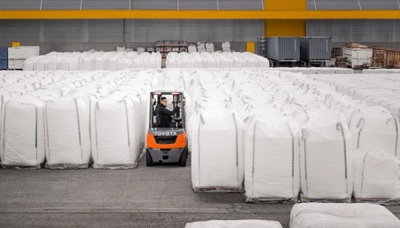 Як вибрати навантажувач для складу агротоварів: ключові критерії вибору