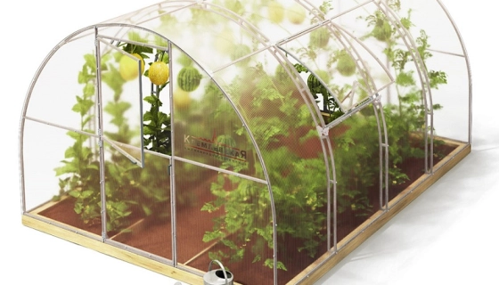 Теплицы торговой марки Кремлевская: особенности и преимущества