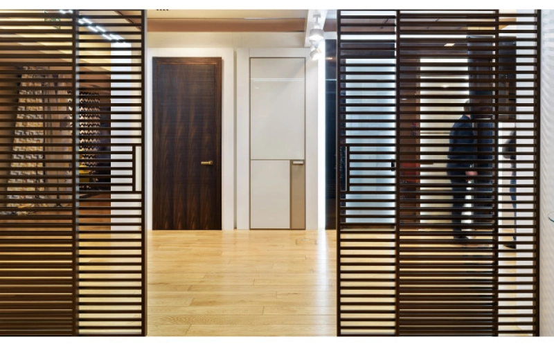 Раздвижные двери в домах фермеров: сохранение пространства и энергии