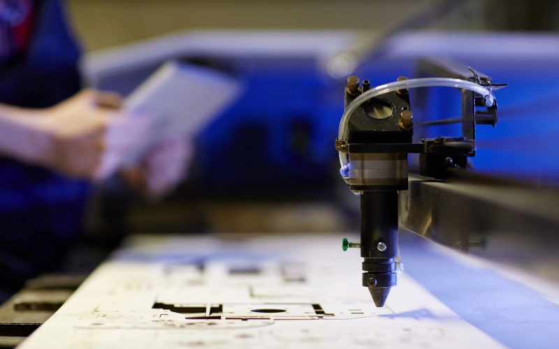 Для чего применяют гибку металла?