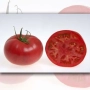 Красный томат целиком и разрезанный пополам на белом фоне - Пинк Райз F1